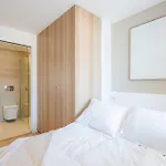 Sublime 3 Pieces Entierement Renove Dans Le Centre De Cannes
