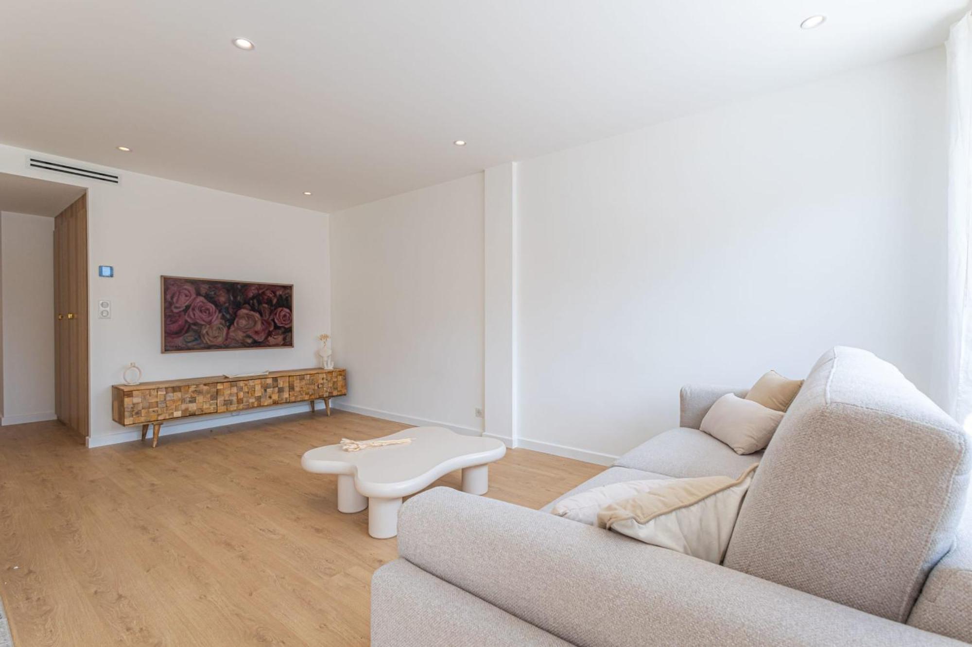 Sublime 3 Pieces Entierement Renove Dans Le Centre De