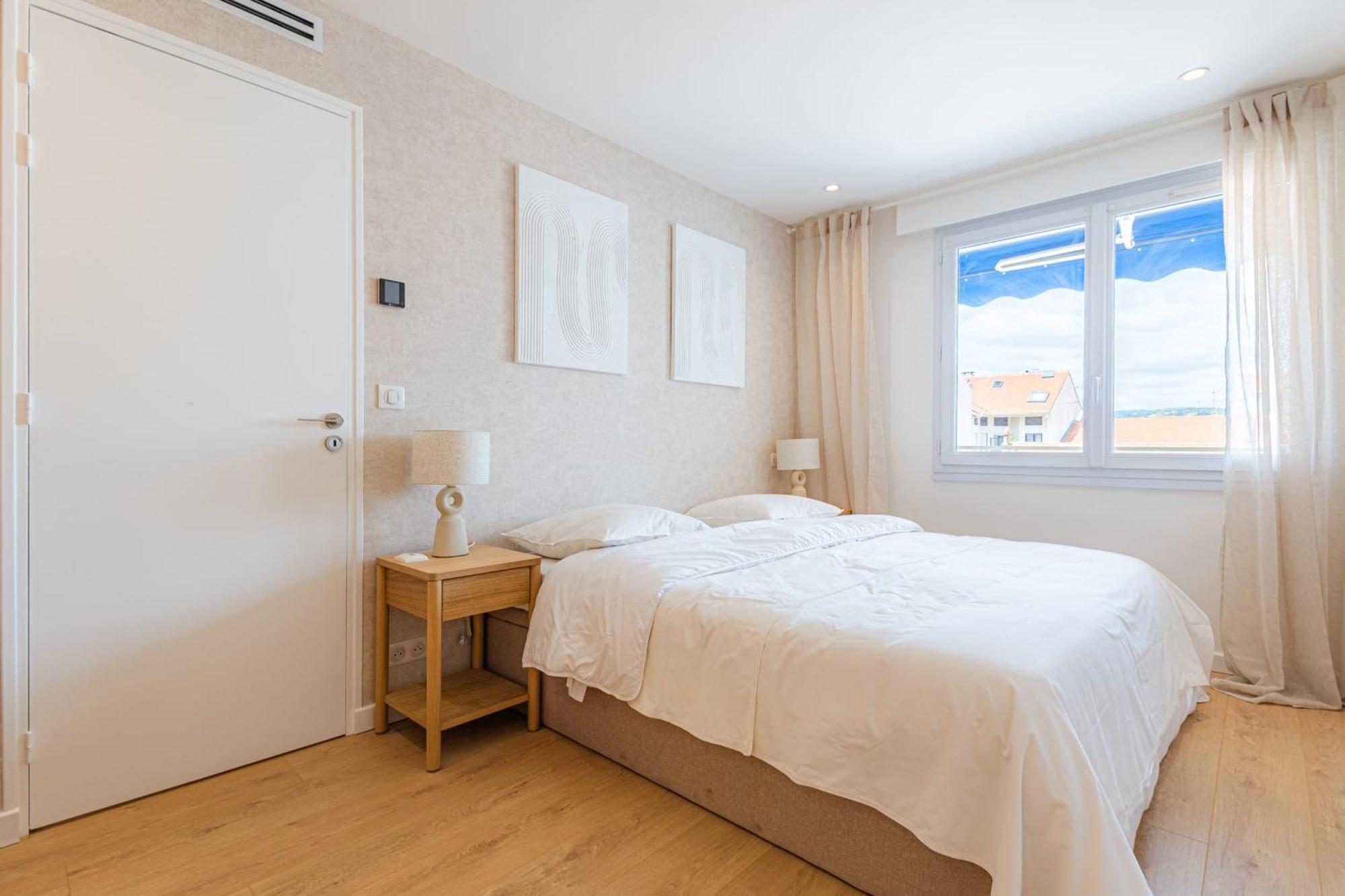 Appartement Sublime 3 Pieces Entierement Renove Dans Le Centre De